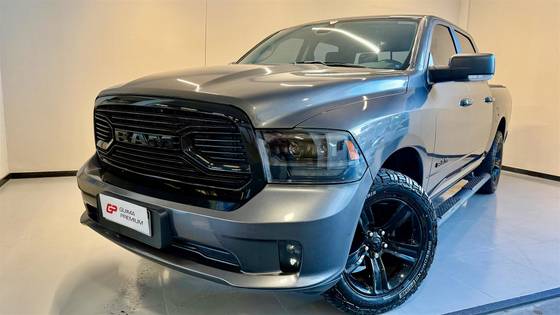RAM 1500 5.7 V8 GASOLINA LIMITED NIGHT EDITION CD 4X4 AUTOMÁTICO